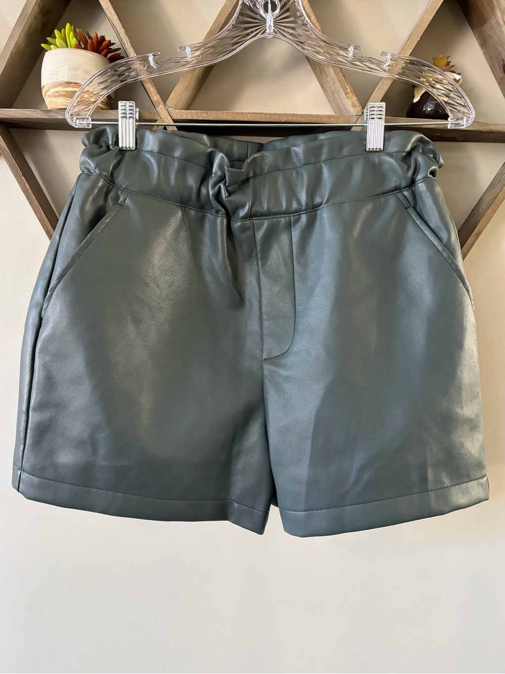 Bagatelle Faux Leather Elastic Waist Paper Bag High Waist Pull On Shorts